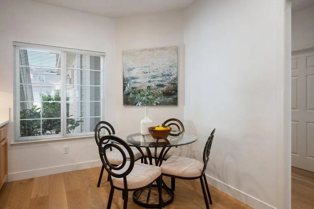 85 Outlook Circle Pacifica, CA 94044