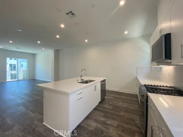 1411 Cara Drive Anaheim, CA 92805