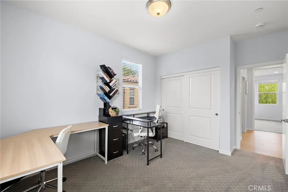 69 Clover Lake Forest, CA 92630