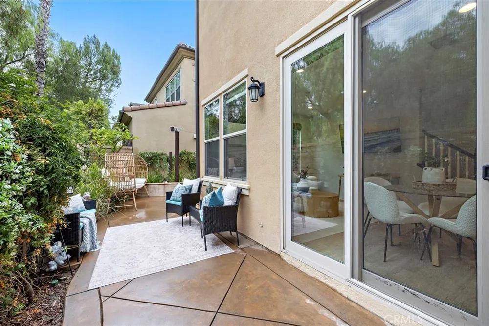 69 Clover Lake Forest, CA 92630