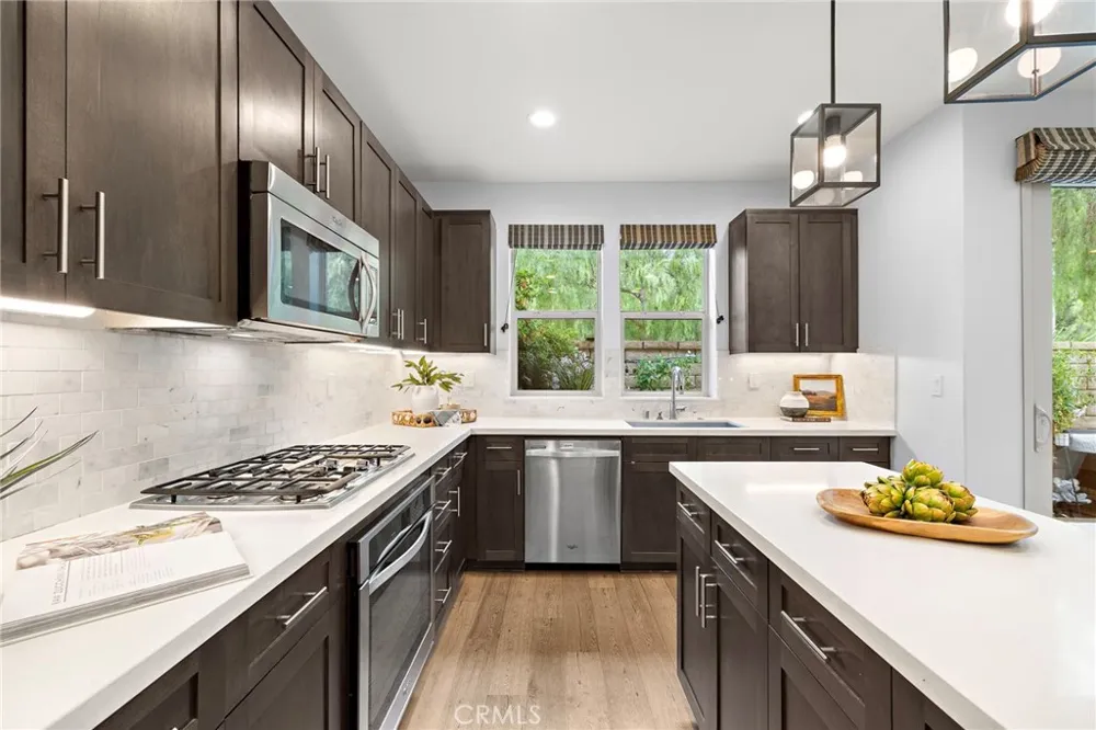 69 Clover Lake Forest, CA 92630