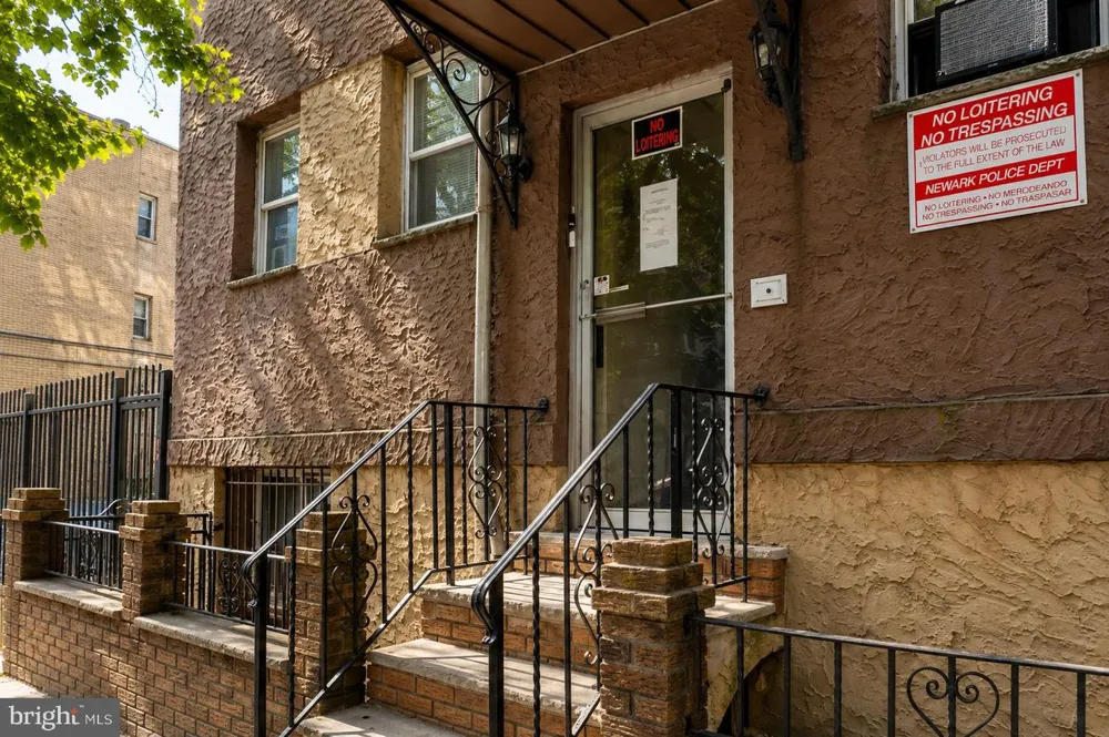 600 6TH STREET #5B Newark, NJ 07107
