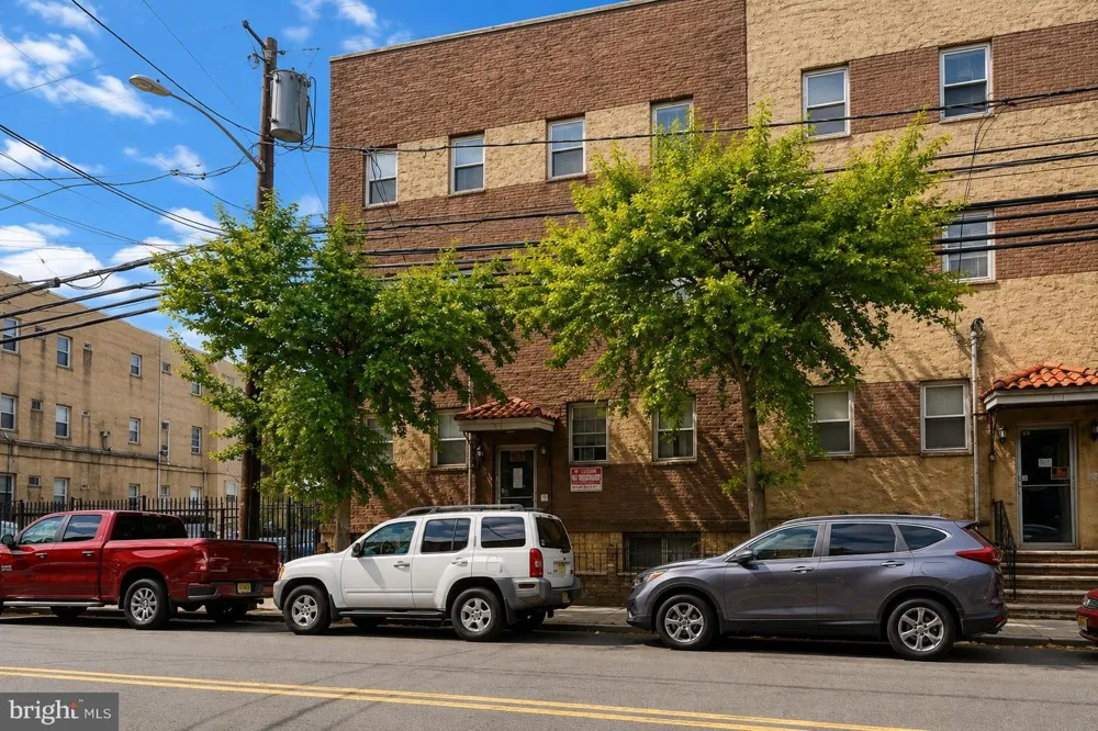 600 6TH STREET #5B Newark, NJ 07107