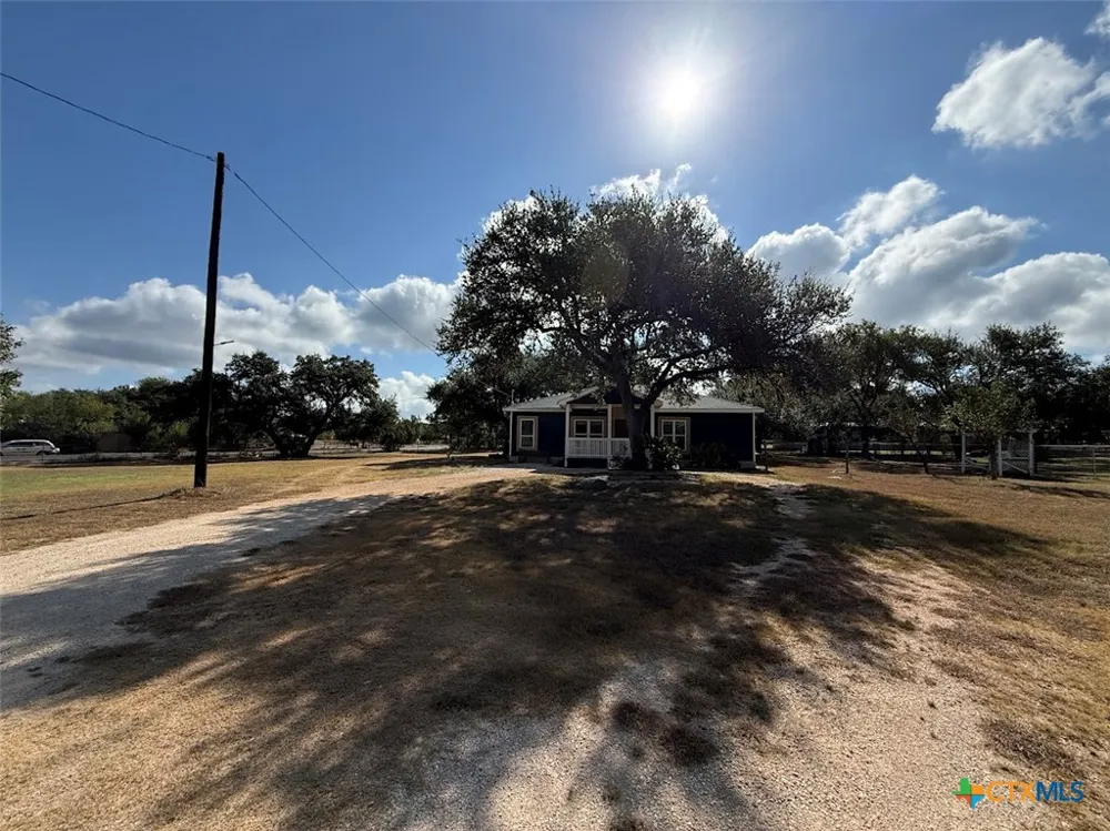 120 Town View #A Canyon Lake, TX 78133