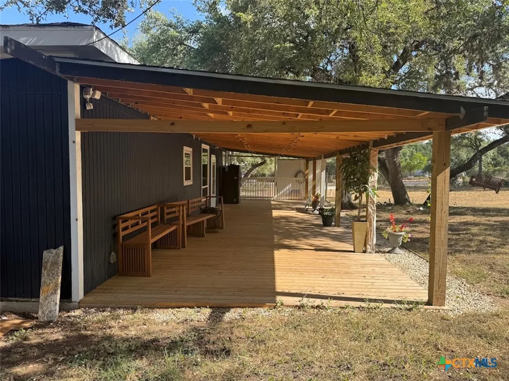 120 Town View #A Canyon Lake, TX 78133