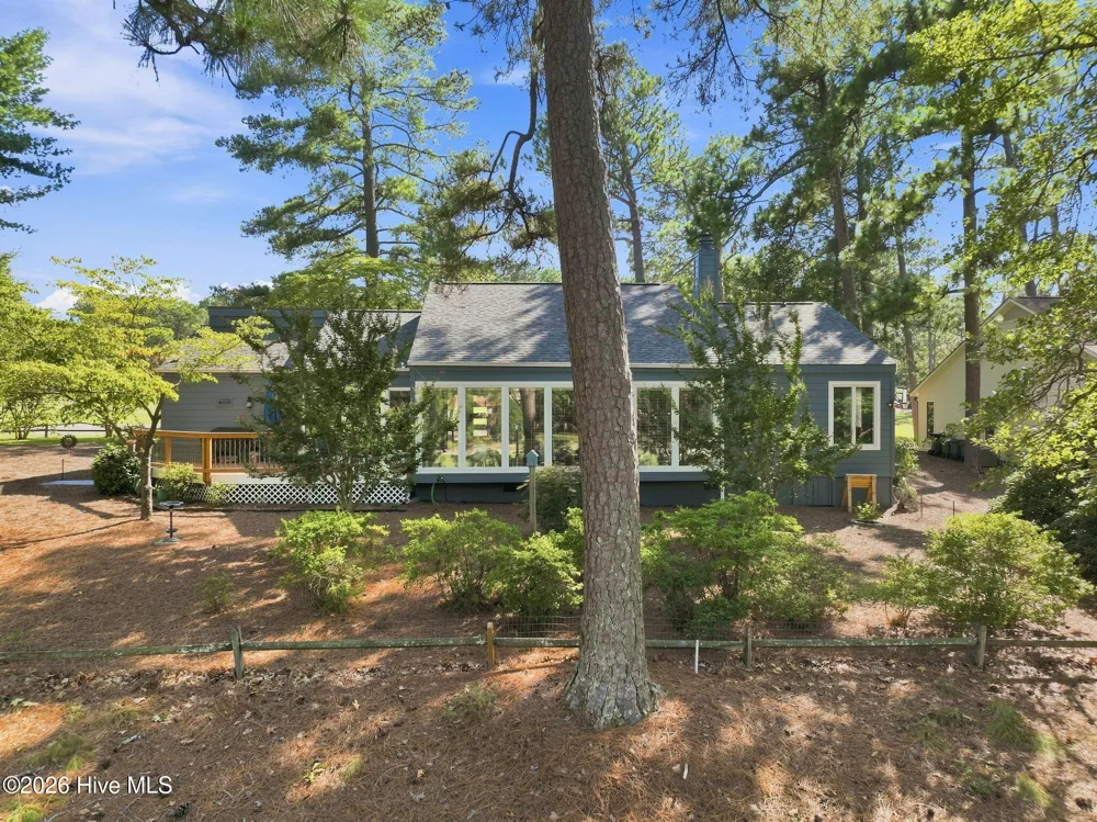 9 Forest Hills Lane Pinehurst, NC 28374