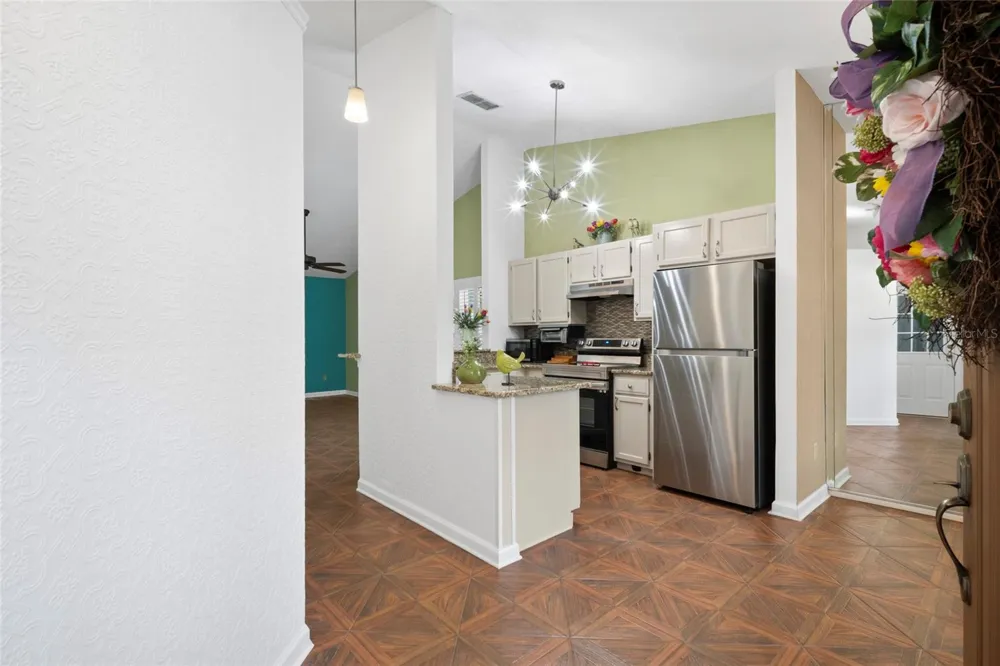 9836 FLYNT CIRCLE Orlando, FL 32825