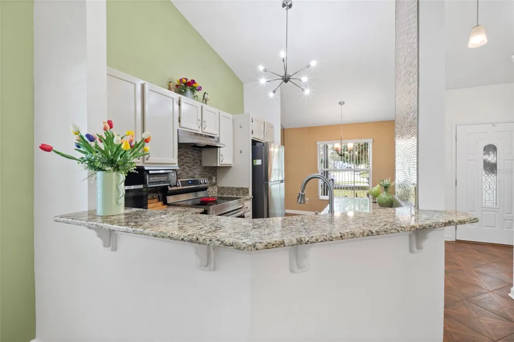 9836 FLYNT CIRCLE Orlando, FL 32825