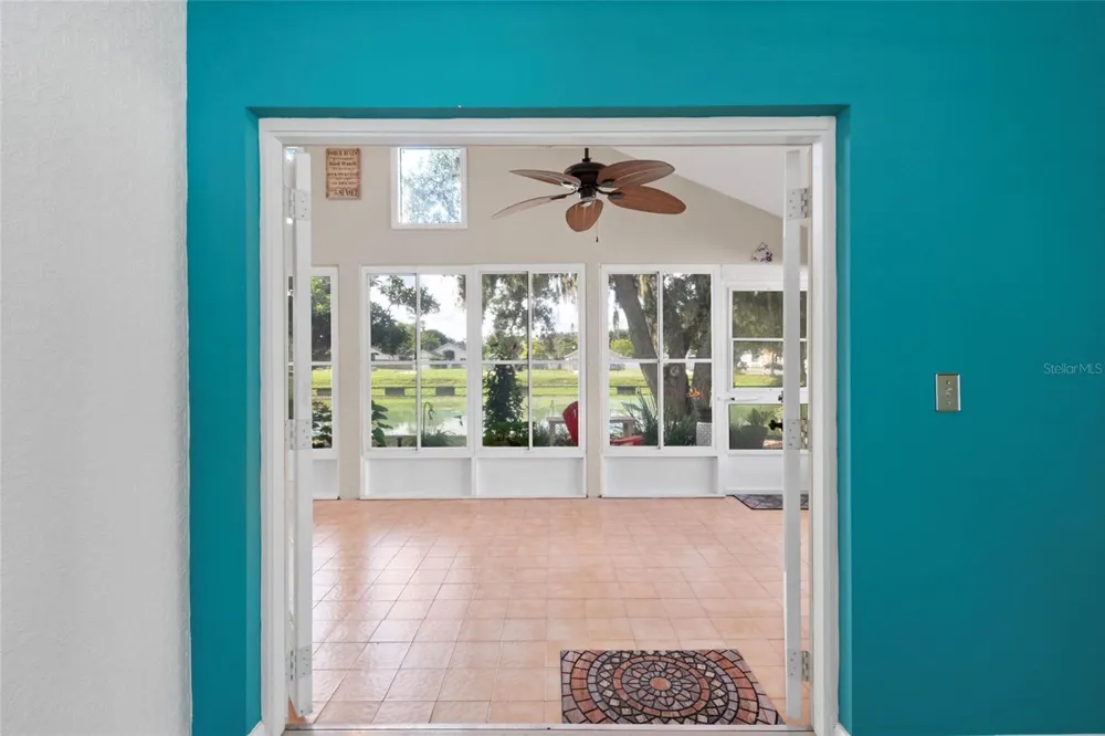 9836 FLYNT CIRCLE Orlando, FL 32825