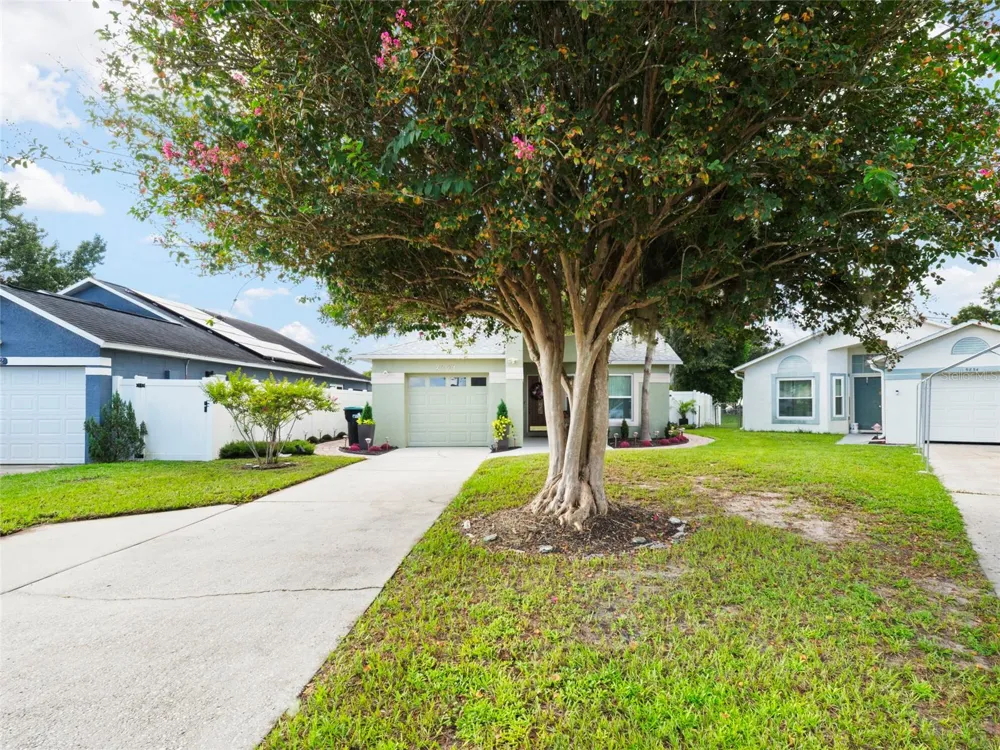 9836 FLYNT CIRCLE Orlando, FL 32825