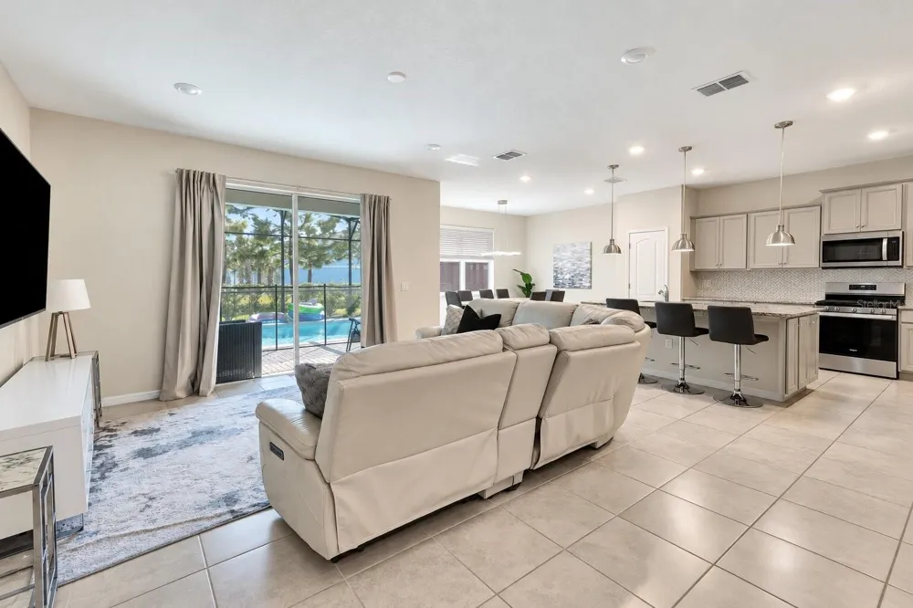 7312 OAKMOSS LOOP Davenport, FL 33837