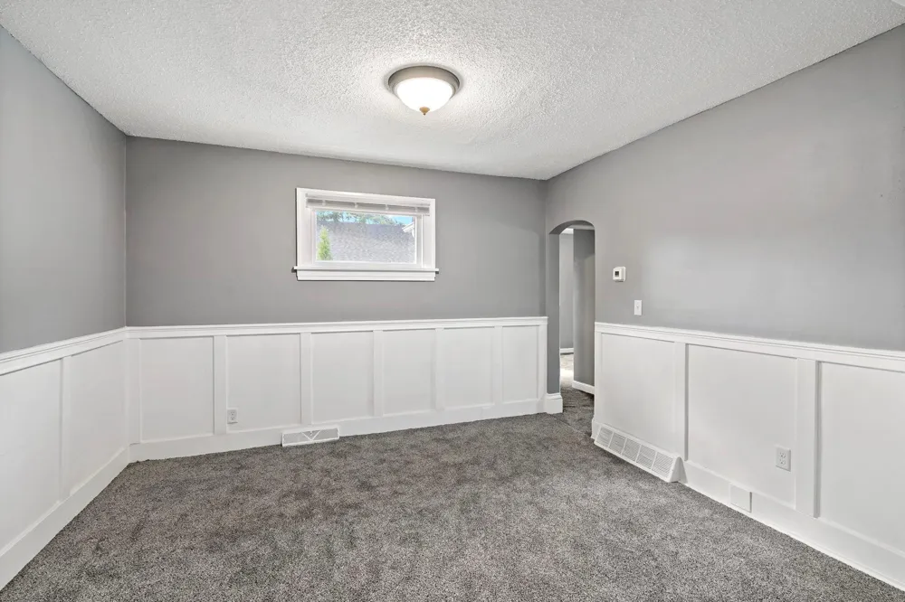 1008 Lowry Avenue Minneapolis, MN 55411