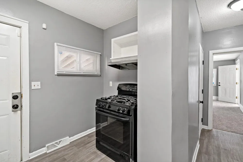 1008 Lowry Avenue Minneapolis, MN 55411