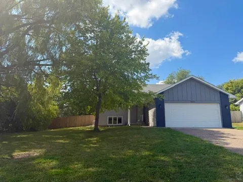 7936 Grinnell Way