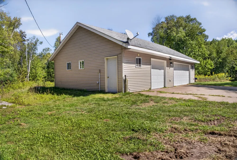 94183 State Highway 23 Holyoke, MN 55749