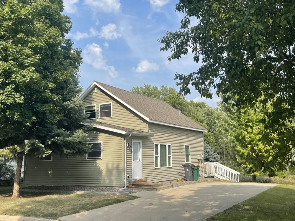 108 S Harold Street Ivanhoe, MN 56142