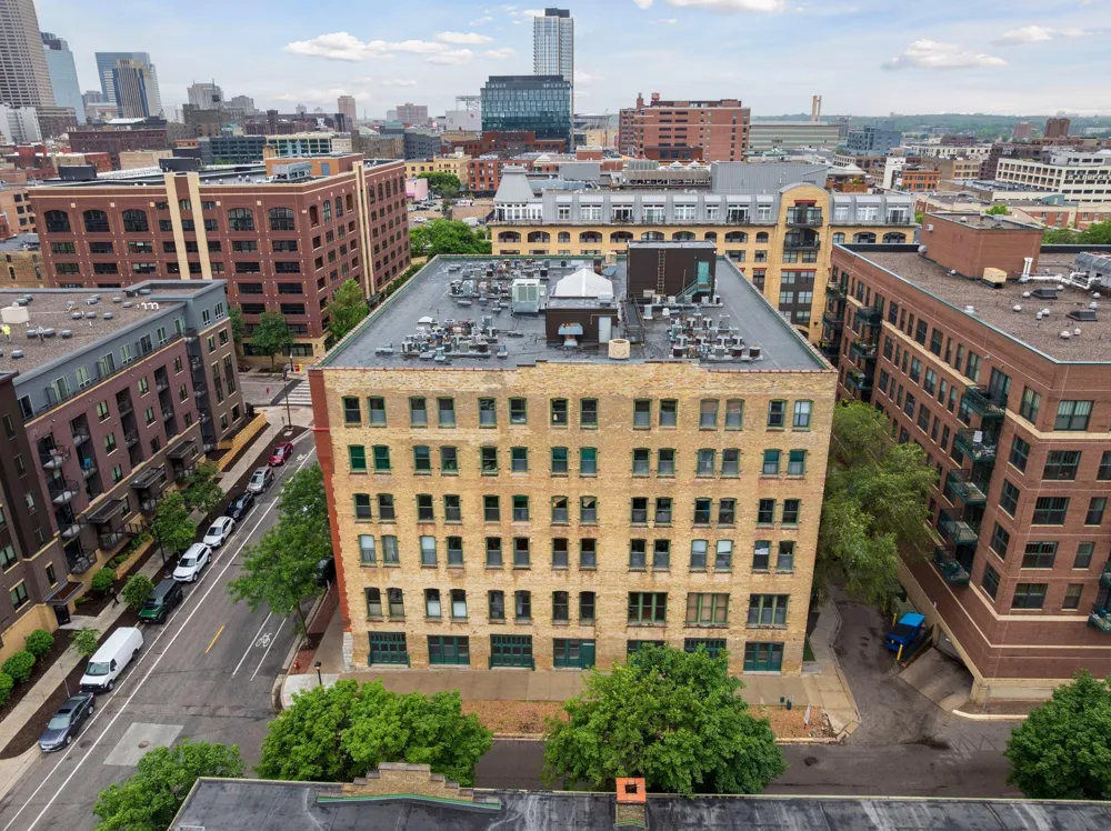 400 1st Street #304 Minneapolis, MN 55401