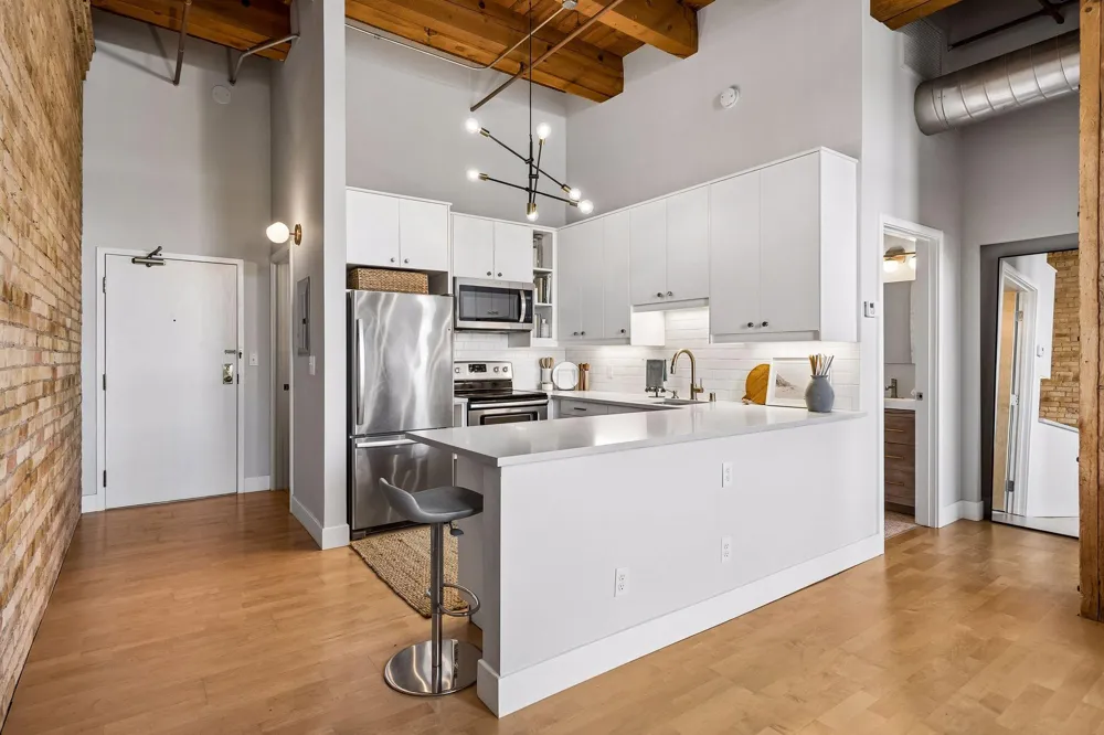400 1st Street #304 Minneapolis, MN 55401
