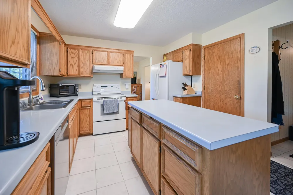 12892 Essex Way Apple Valley, MN 55124