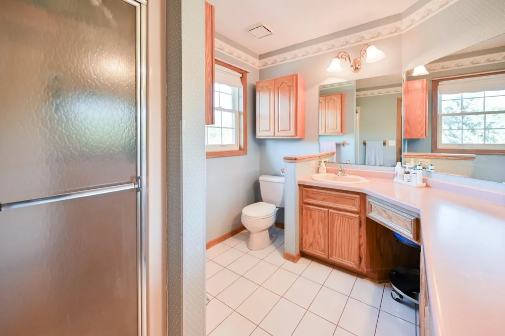 12892 Essex Way Apple Valley, MN 55124