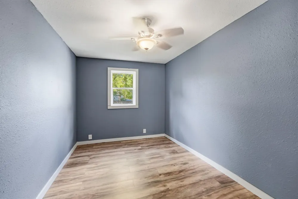 150 W Church Avenue Nelson, MN 56355