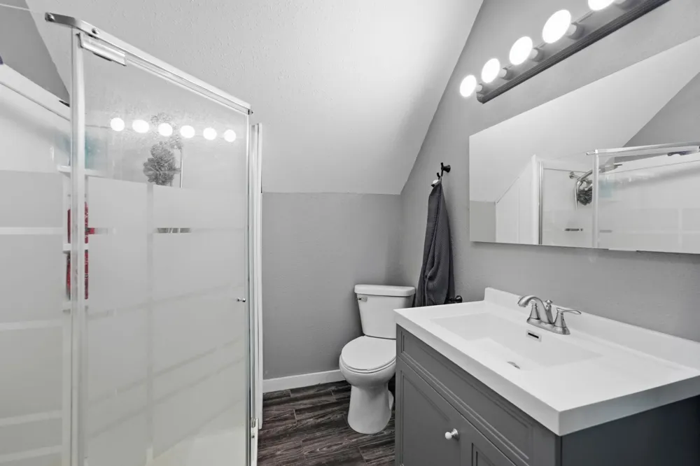 150 W Church Avenue Nelson, MN 56355