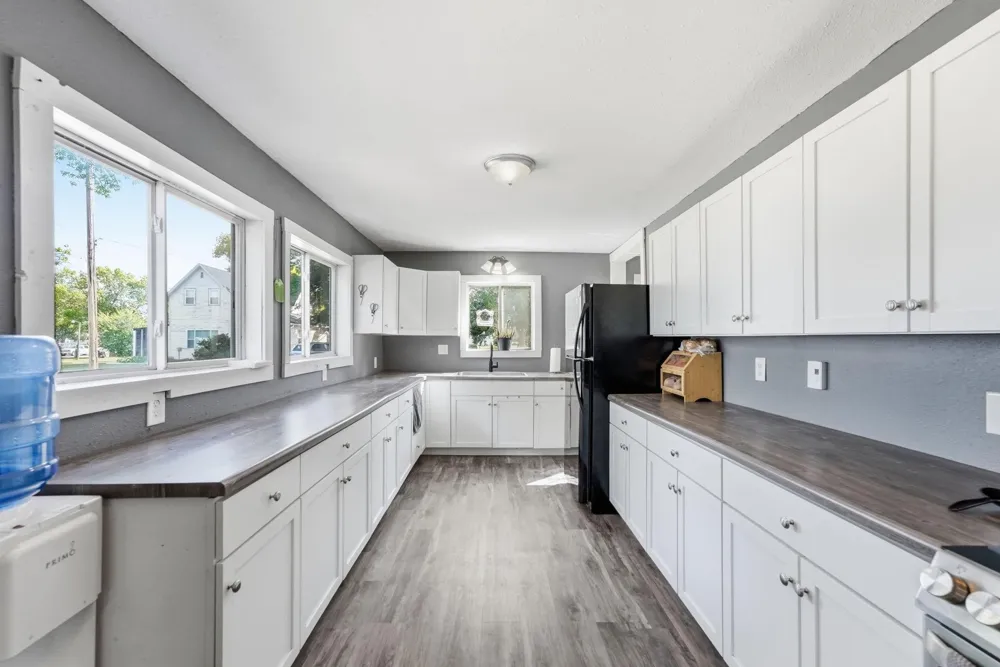 150 W Church Avenue Nelson, MN 56355