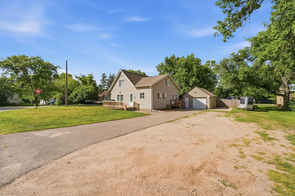 150 W Church Avenue Nelson, MN 56355
