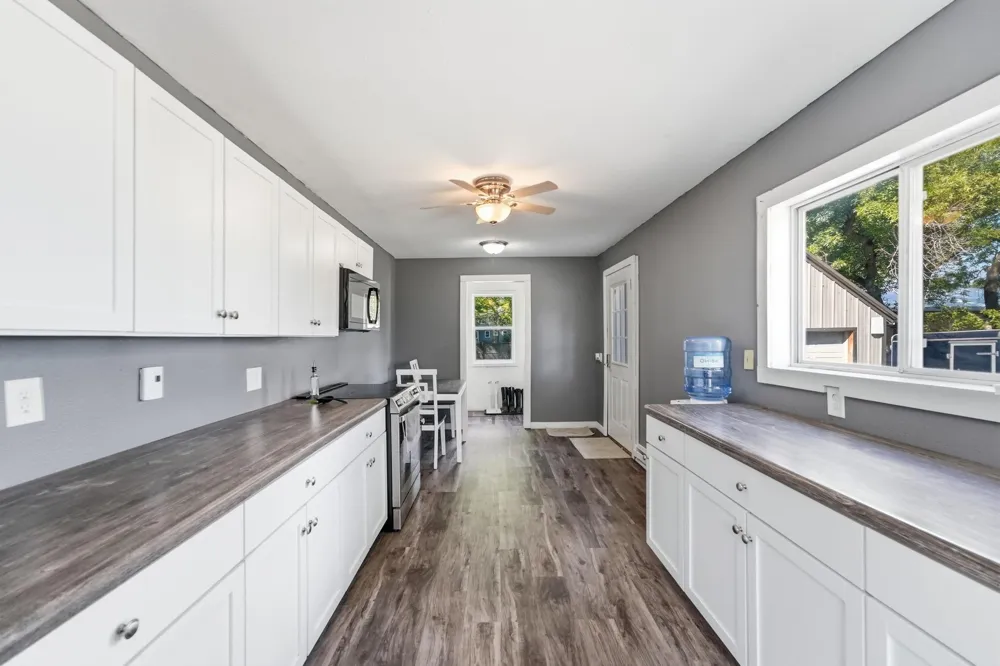 150 W Church Avenue Nelson, MN 56355