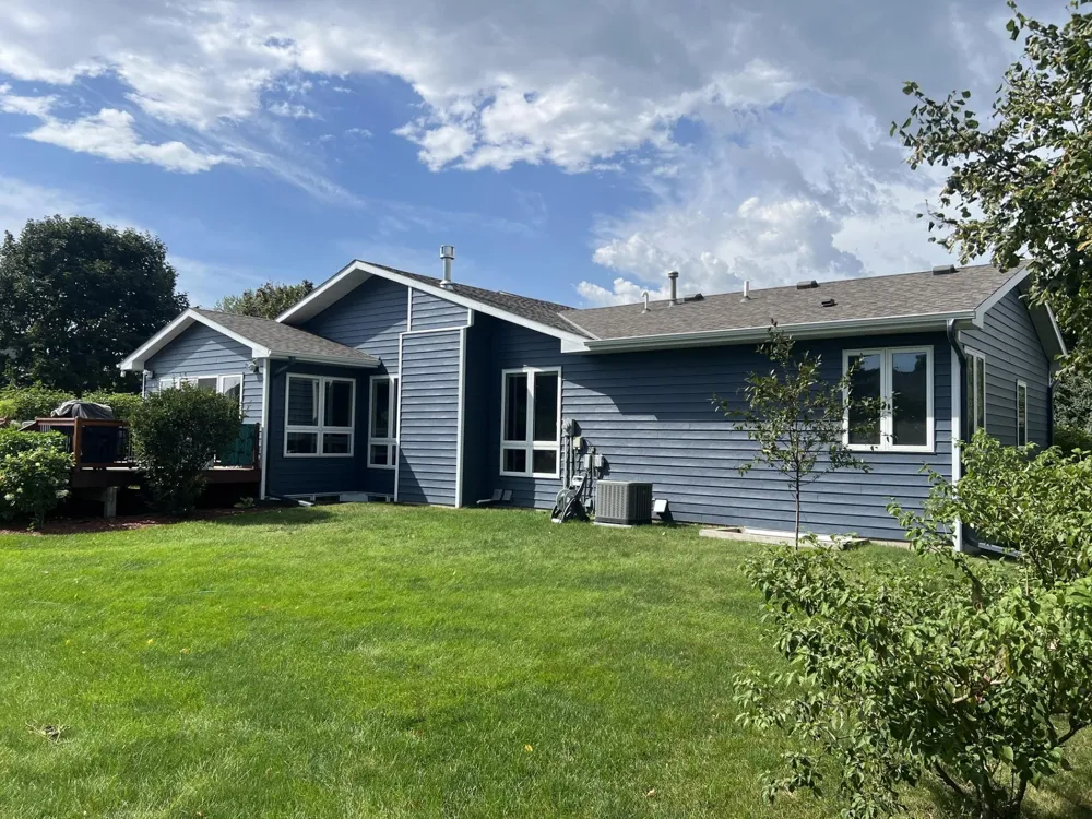 825 S Hubbard Avenue Litchfield, MN 55355