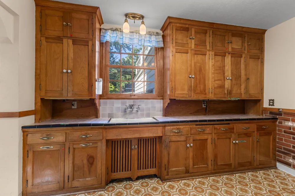 1831 County Road I W Shoreview, MN 55126