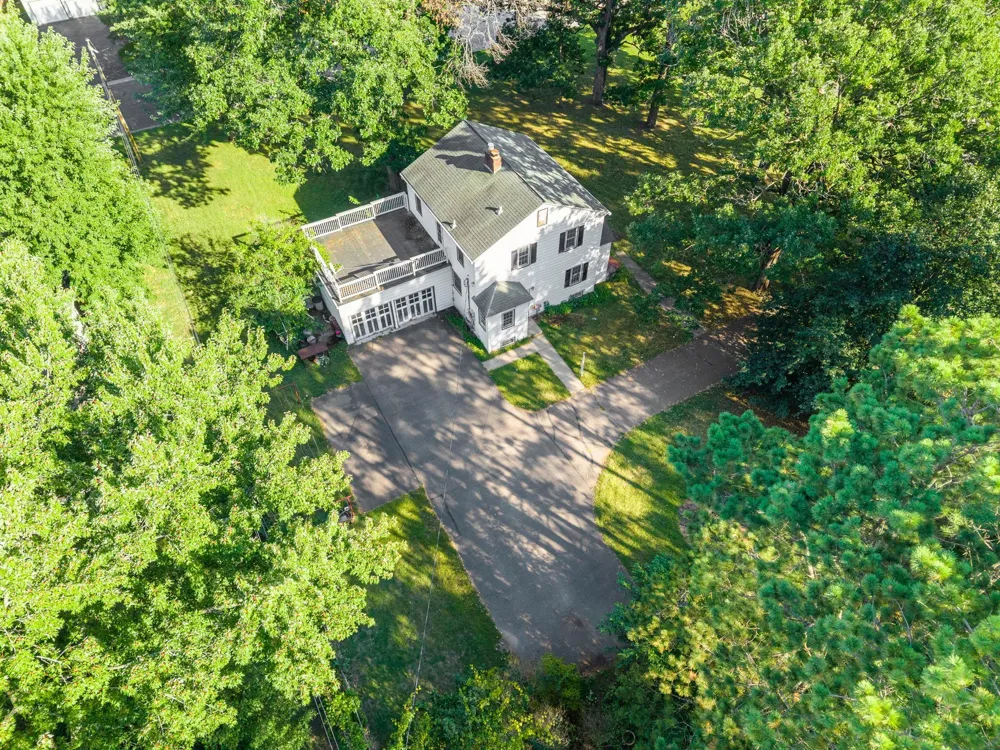 1831 County Road I W Shoreview, MN 55126