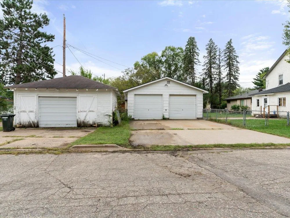824 10th Avenue NE Brainerd, MN 56401