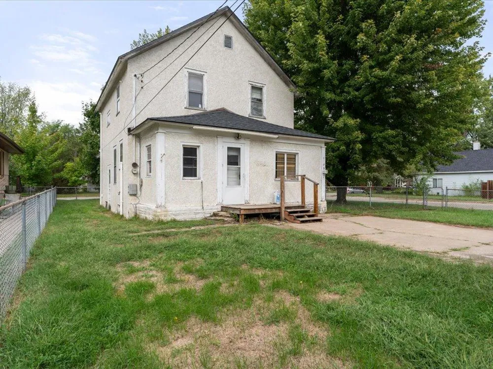 824 10th Avenue NE Brainerd, MN 56401