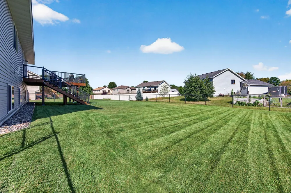 26213 24th Street W Zimmerman, MN 55398