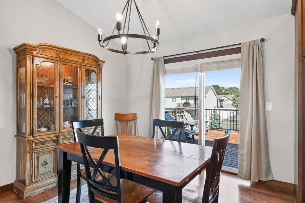 26213 24th Street W Zimmerman, MN 55398