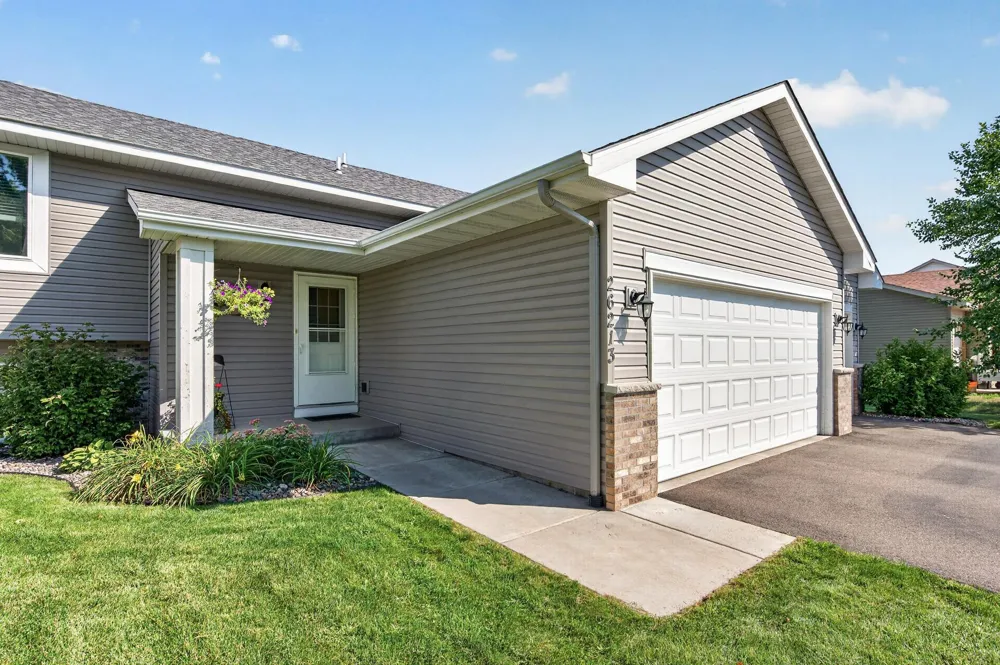 26213 24th Street W Zimmerman, MN 55398