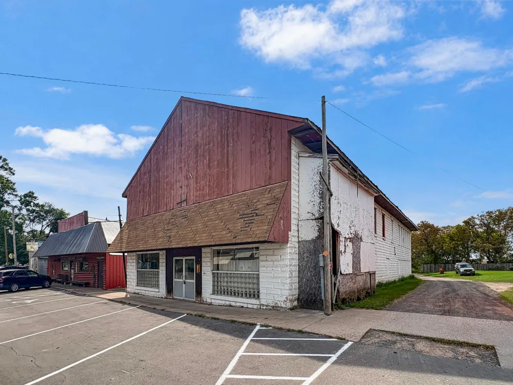 2487 240th Street Cushing, WI 54006