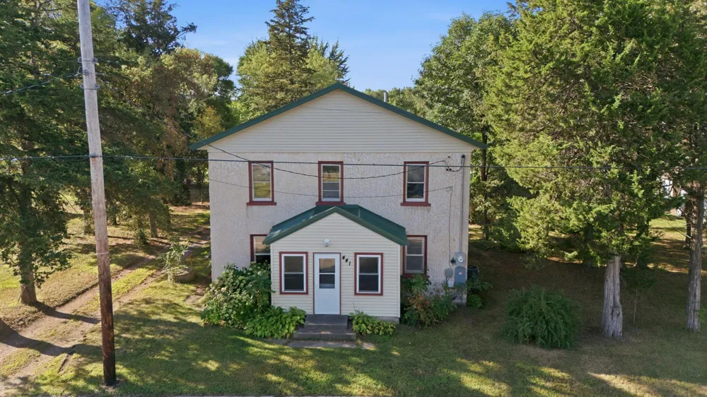 441 Main Street W Richmond, MN 56368