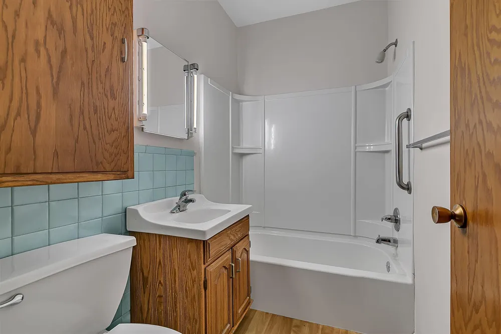 441 Main Street W Richmond, MN 56368