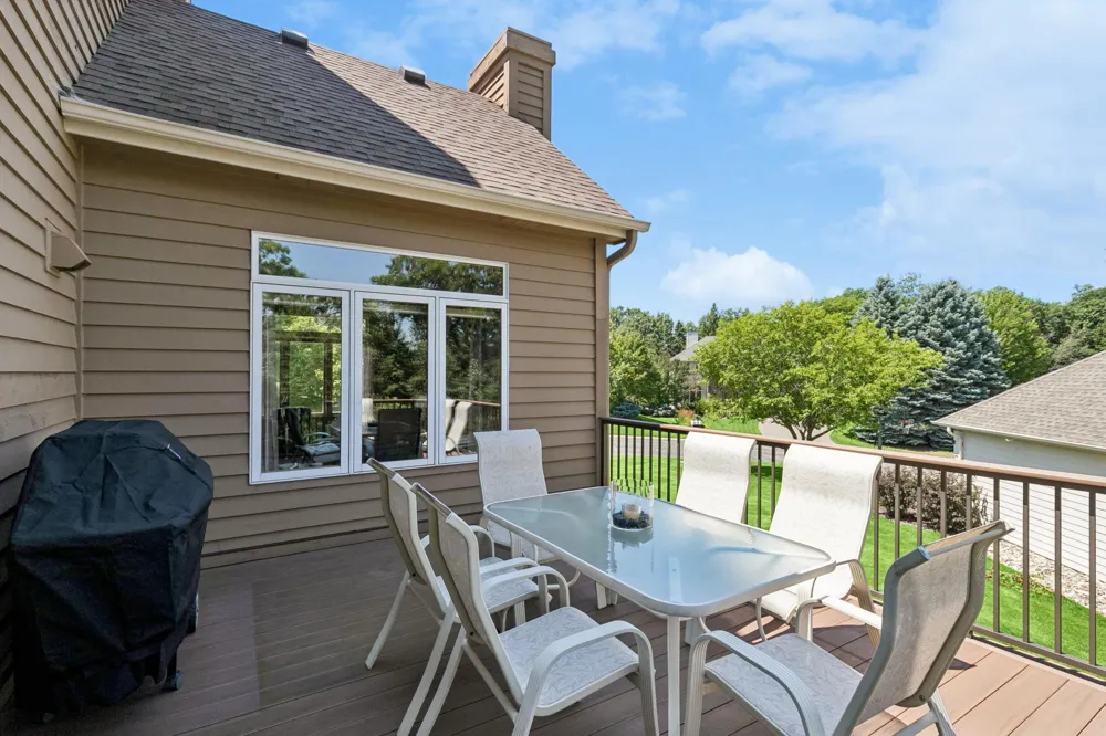 2078 Royale Drive Eagan, MN 55122