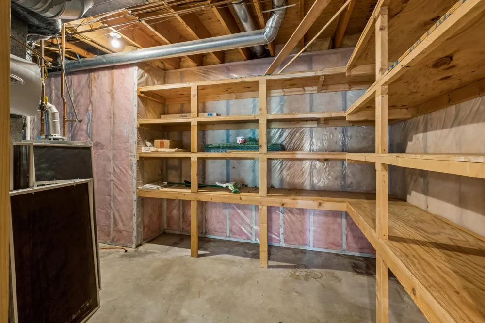 2078 Royale Drive Eagan, MN 55122