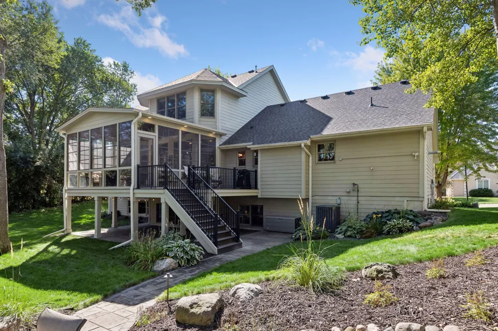 17866 179th Trail W Lakeville, MN 55044