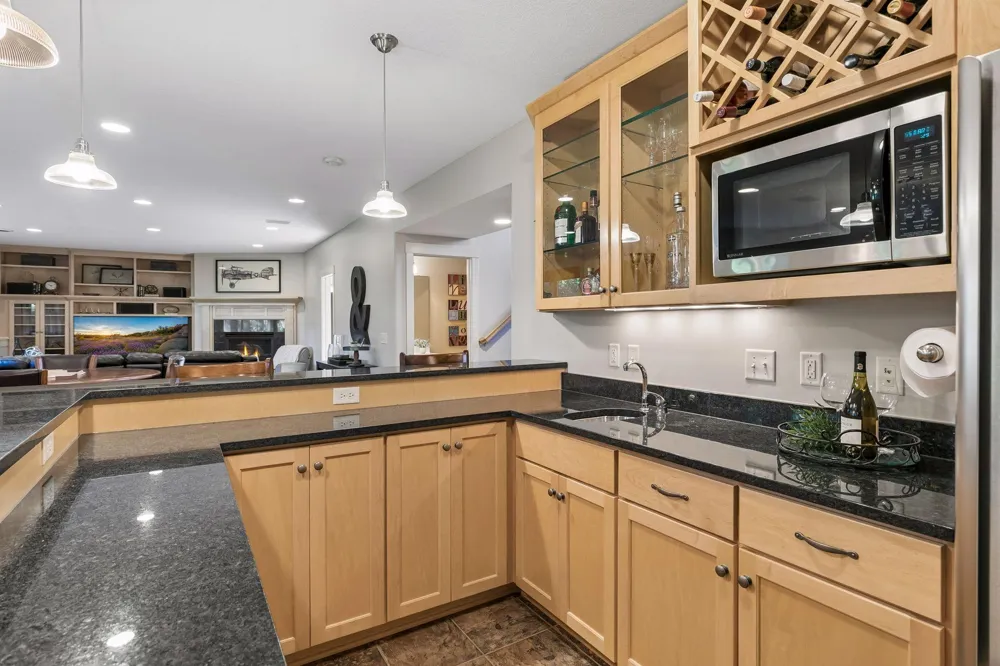 17866 179th Trail W Lakeville, MN 55044