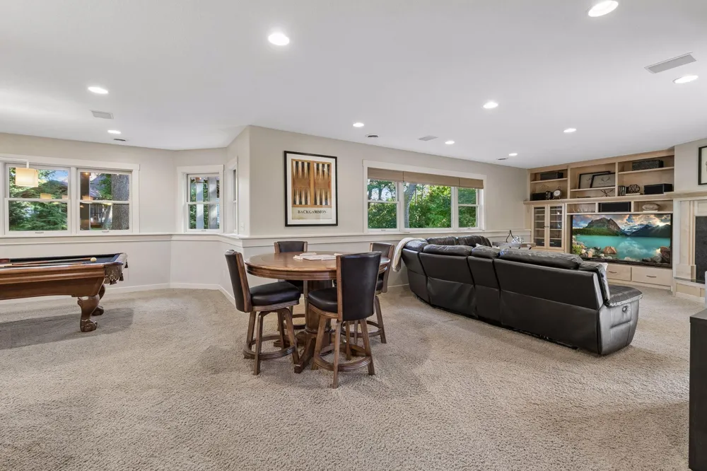 17866 179th Trail W Lakeville, MN 55044