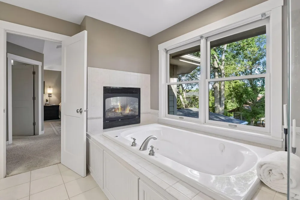 17866 179th Trail W Lakeville, MN 55044