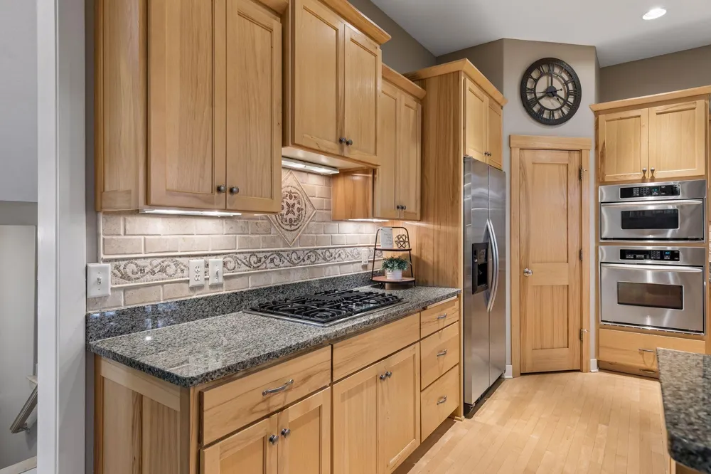17866 179th Trail W Lakeville, MN 55044