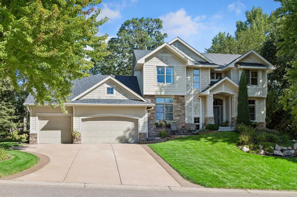 17866 179th Trail W Lakeville, MN 55044