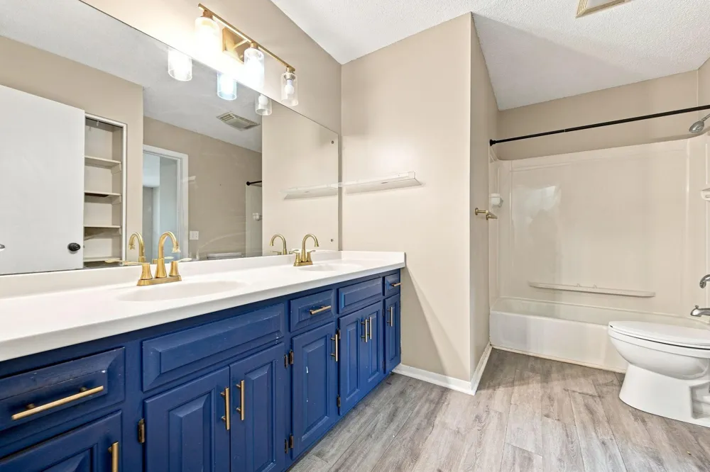 360 Brooks Avenue W Roseville, MN 55113