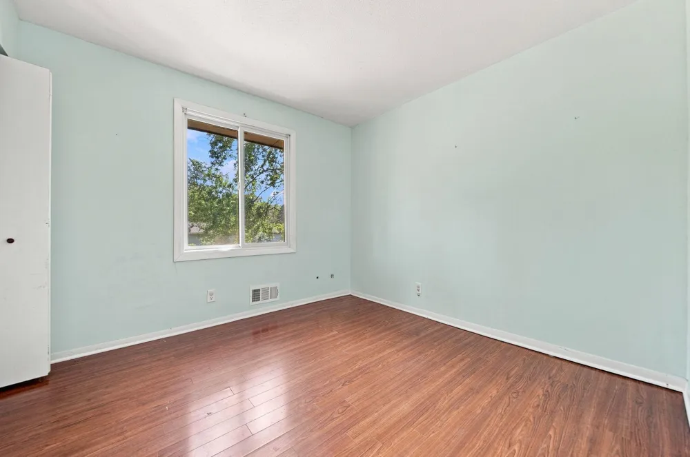 360 Brooks Avenue W Roseville, MN 55113